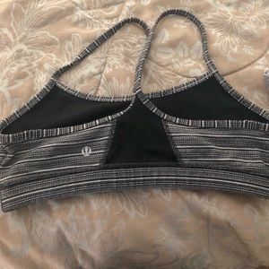 Lululemon sports bra